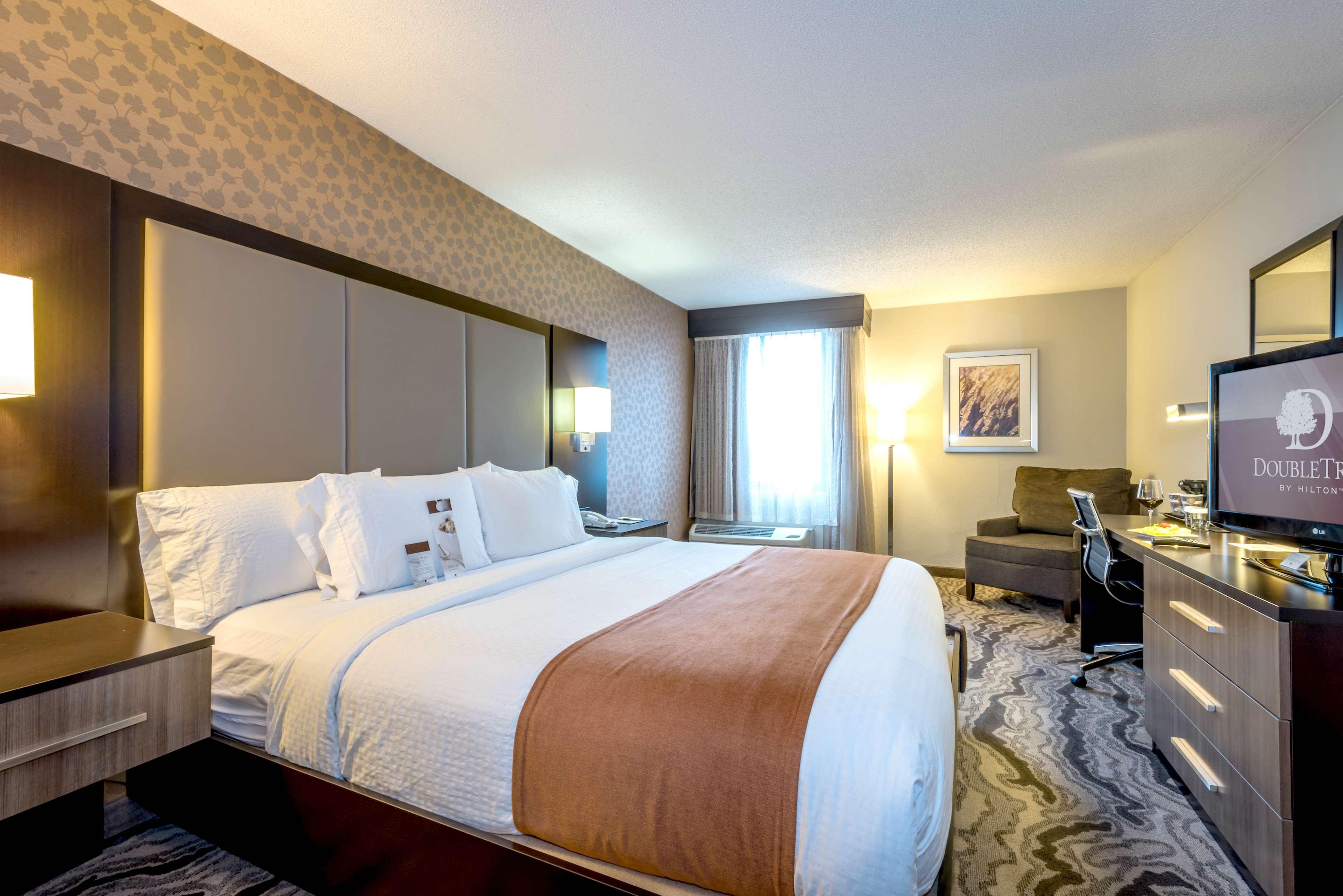Doubletree By Hilton Montgomery Downtown Exteriér fotografie