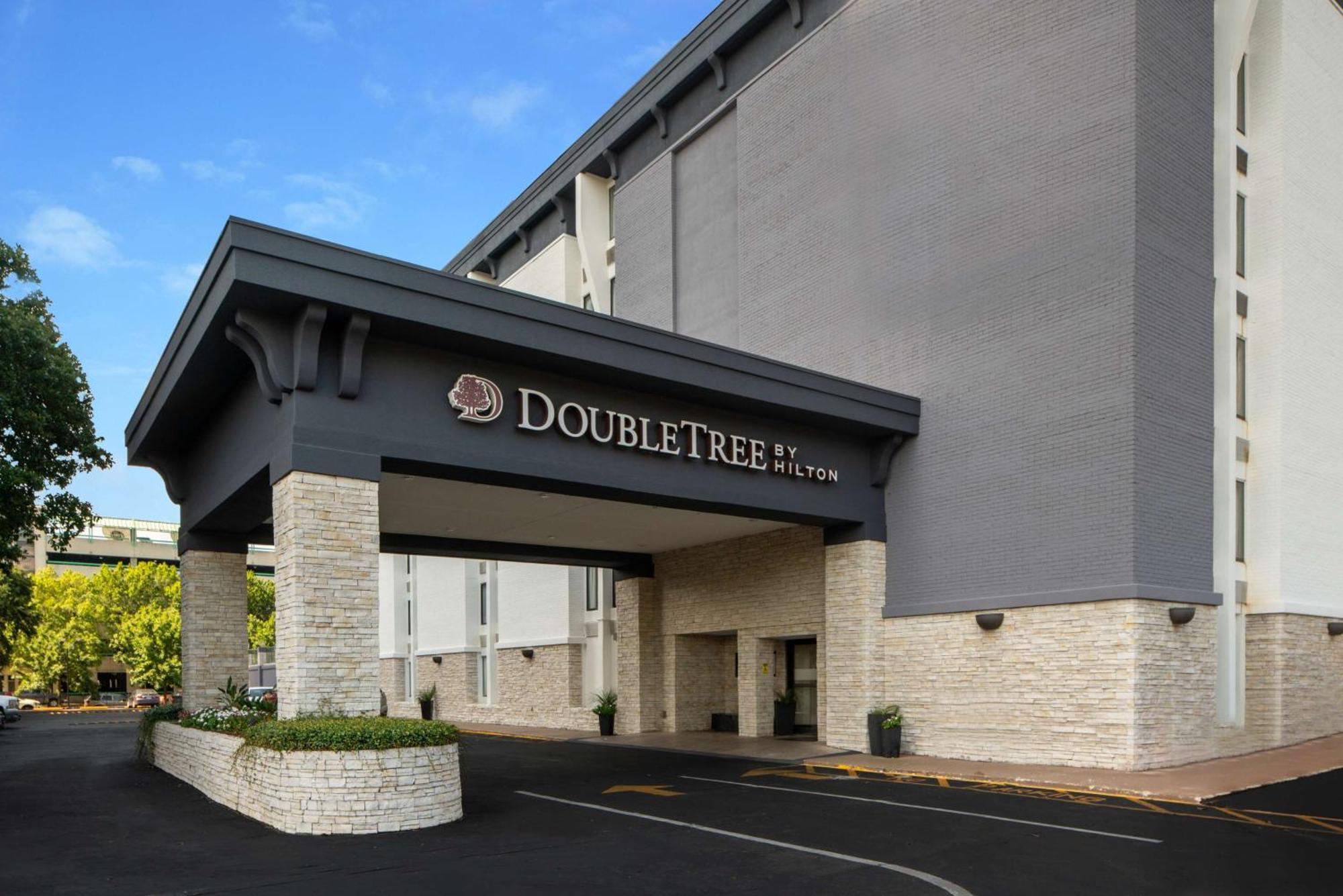 Doubletree By Hilton Montgomery Downtown Exteriér fotografie